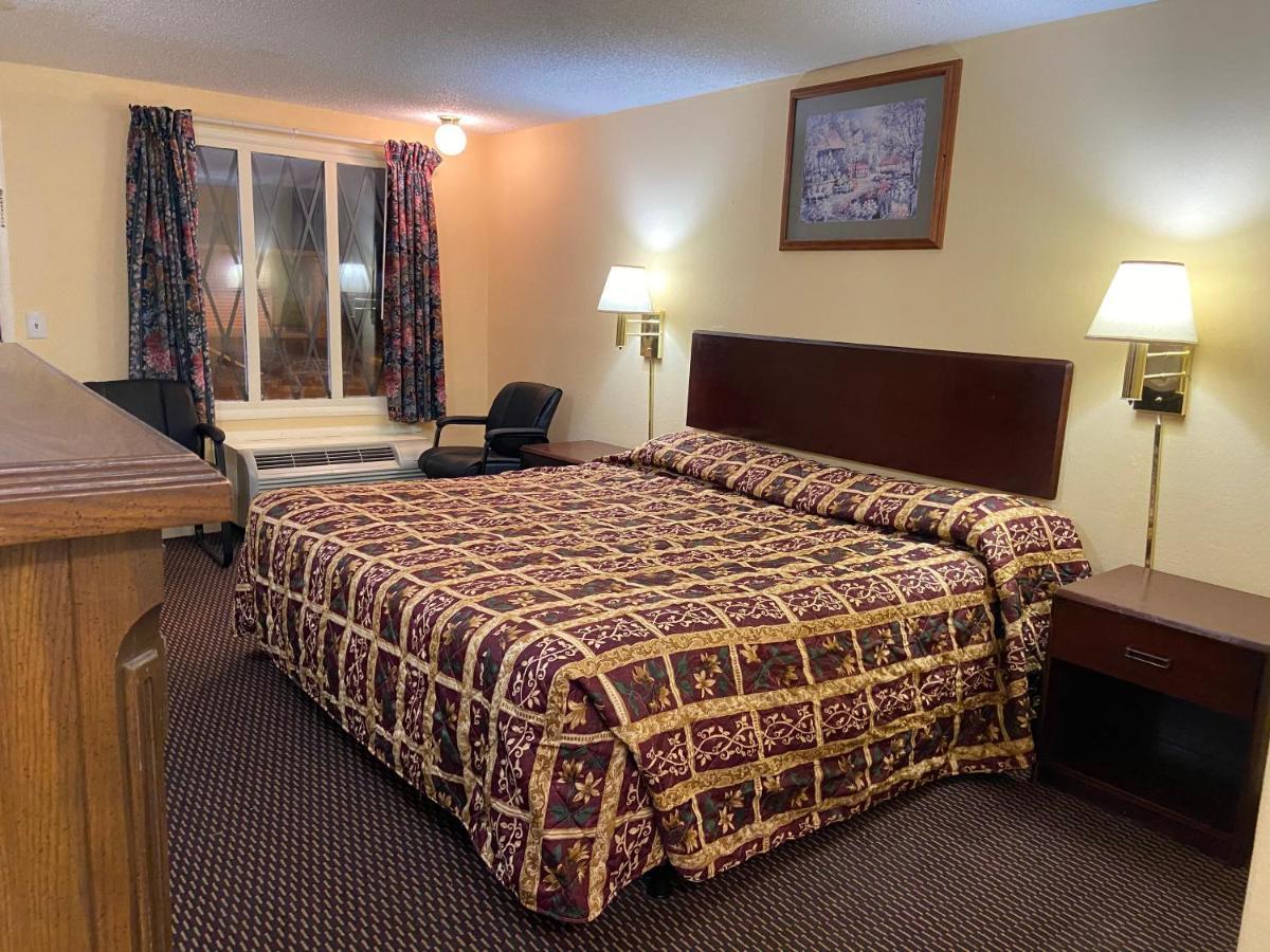 Corbin Inn Екстер'єр фото