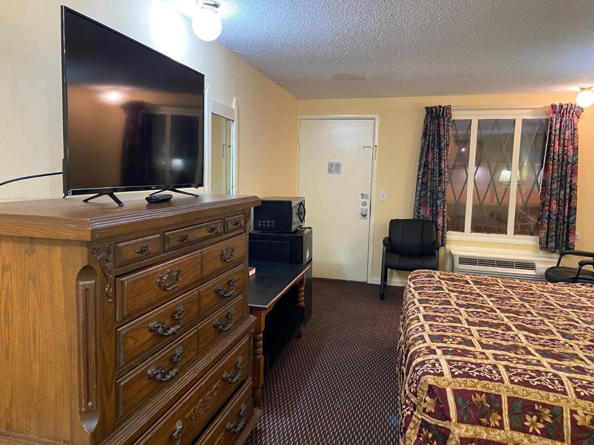 Corbin Inn Екстер'єр фото