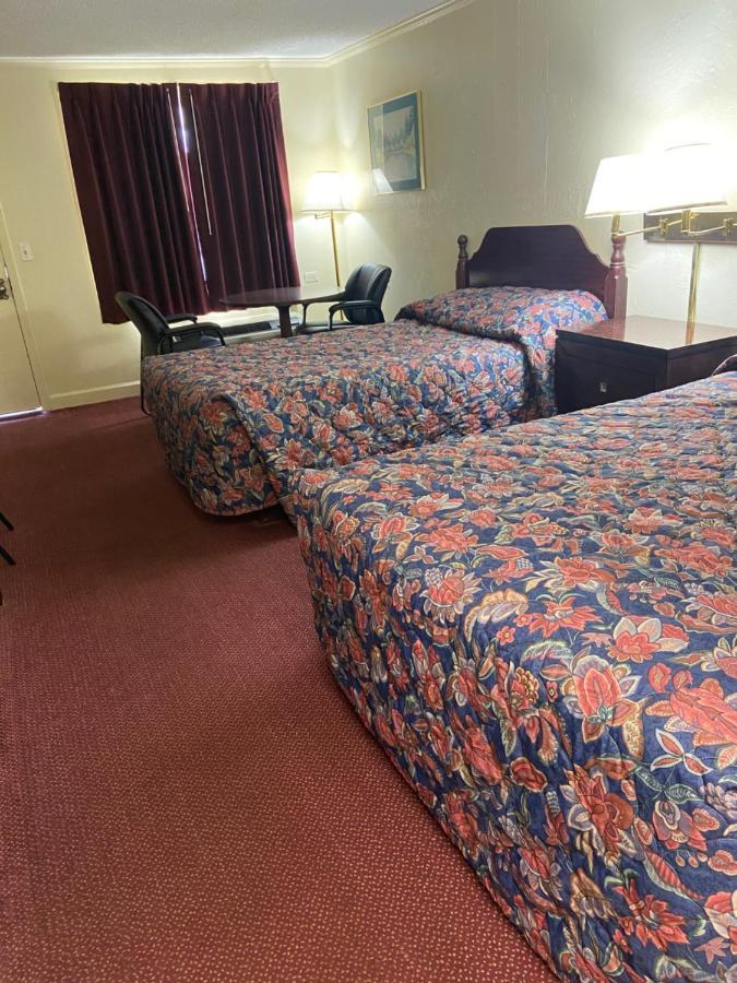 Corbin Inn Екстер'єр фото