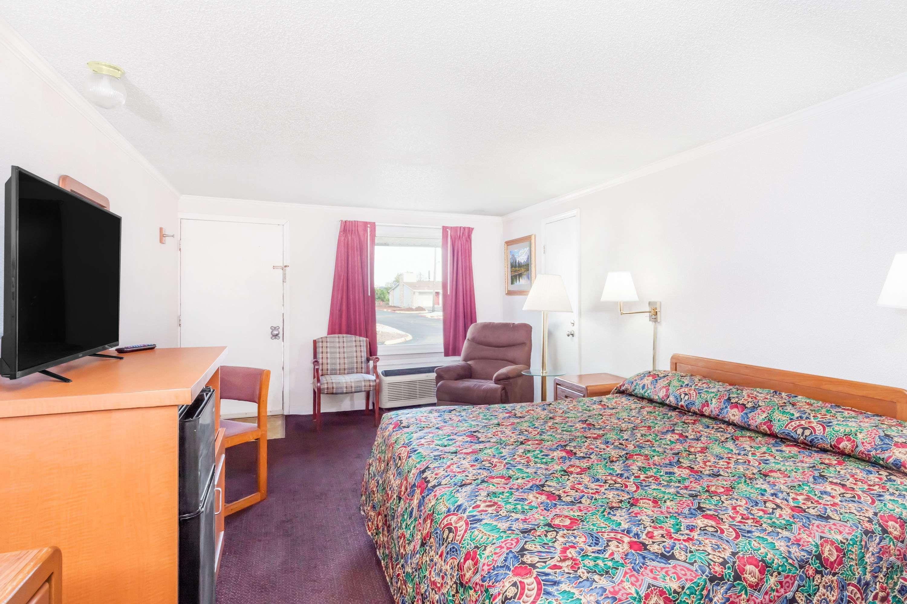 Corbin Inn Екстер'єр фото