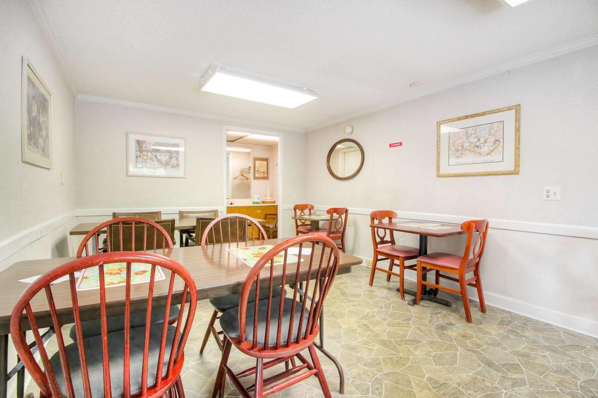 Corbin Inn Екстер'єр фото